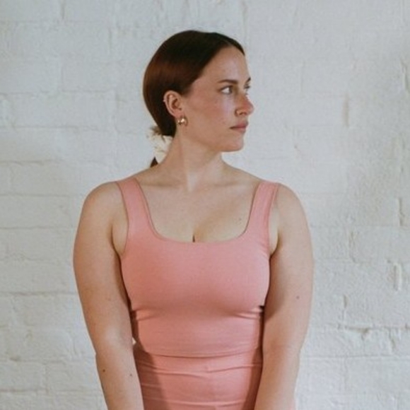 Soft Focus Coral Cami (large) - Picture 3 of 9